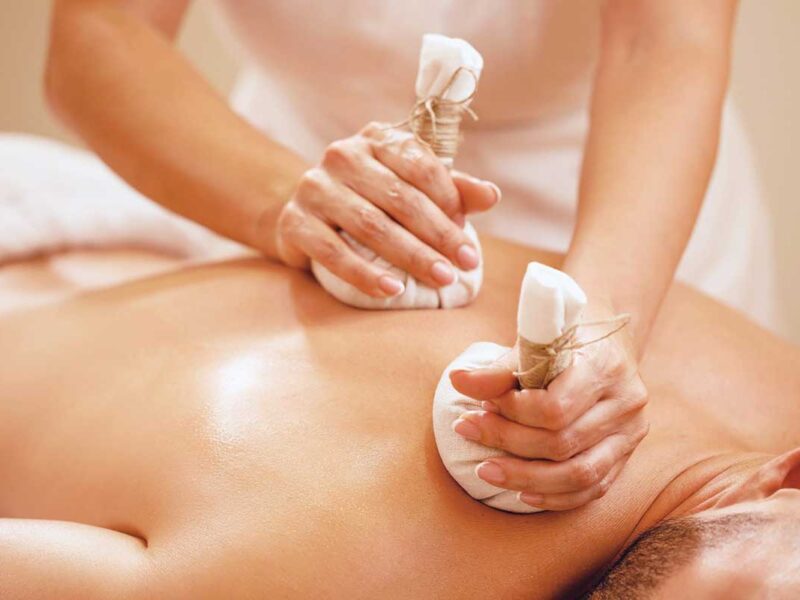 Massaggio Ayurvedico Thandabhyangam